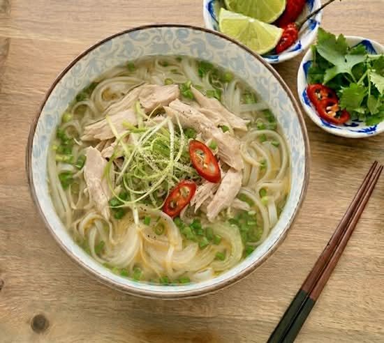 Chicken Phở (Phở gà)